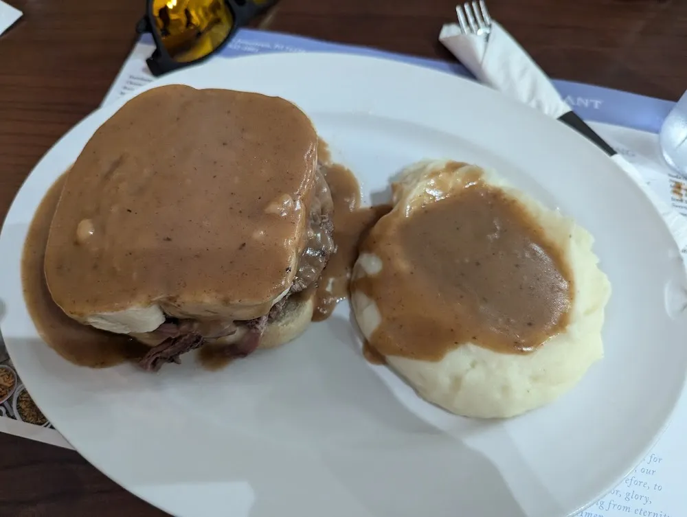 Full Order of Open Face Sandwich with Gravy and Potatoes